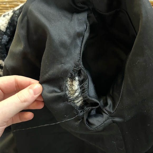 JACKET | Women’s Bench wool jacket size medium - Picture 5 of 6